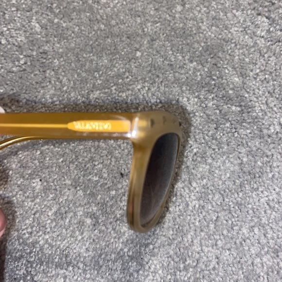 Valentino sunglasses - Picture 5 of 8